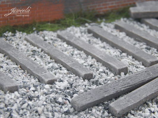 30x Old Wood Railway Sleepers 1:32/1:35 Scale by Juweela (23359)