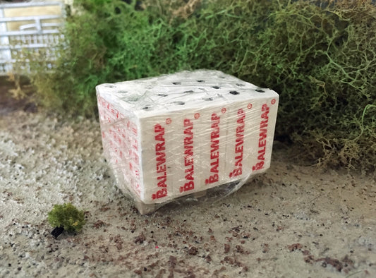 Wrapped Pallet of Silage/Bale Wrap by F.A.B Scenics (FAB09)