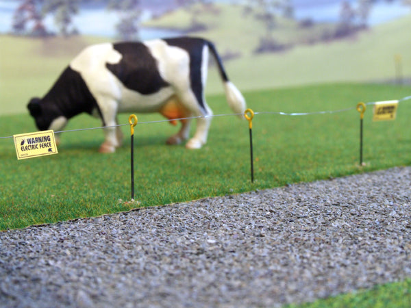 FB039 Electric Fencing 1:32 scale by HLT