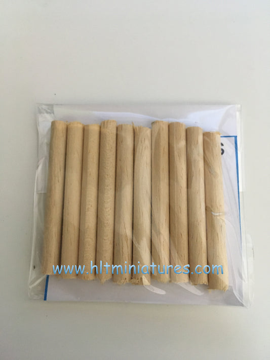 FB043 10x Wooden Fence Posts 1:32 scale by HLT
