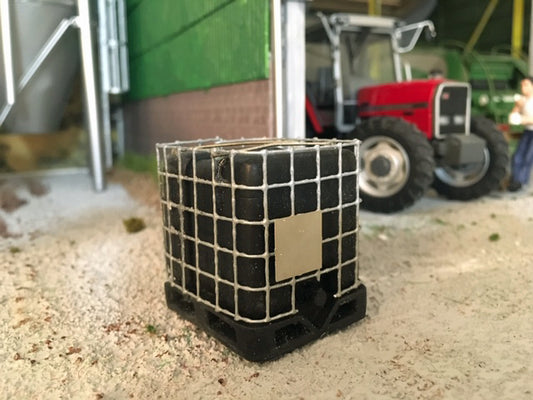 Black IBC Tank 1:32 scale by HLT Miniatures FB065B