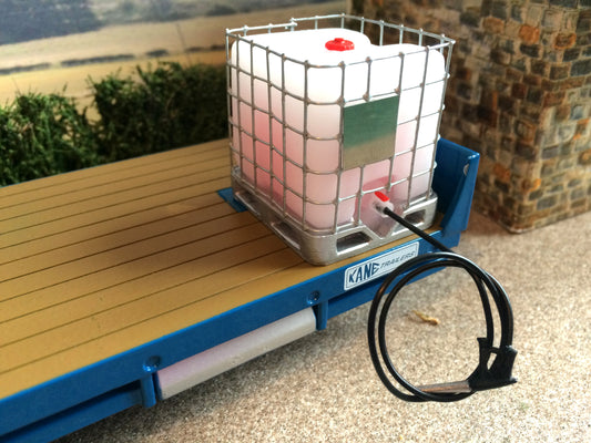 FB065R Red Diesel IBC Tank 1:32 scale by HLT Miniatures