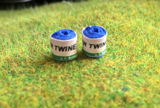 2 pcs Reels of Baler Twine in 1:32 Scale by HLT FB067