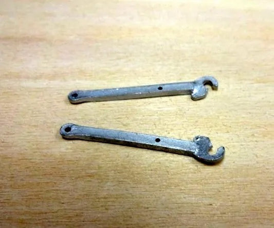 2x Linkage/Hitch Shafts 1:32 Scale by Artisan 32 281040/04117-1