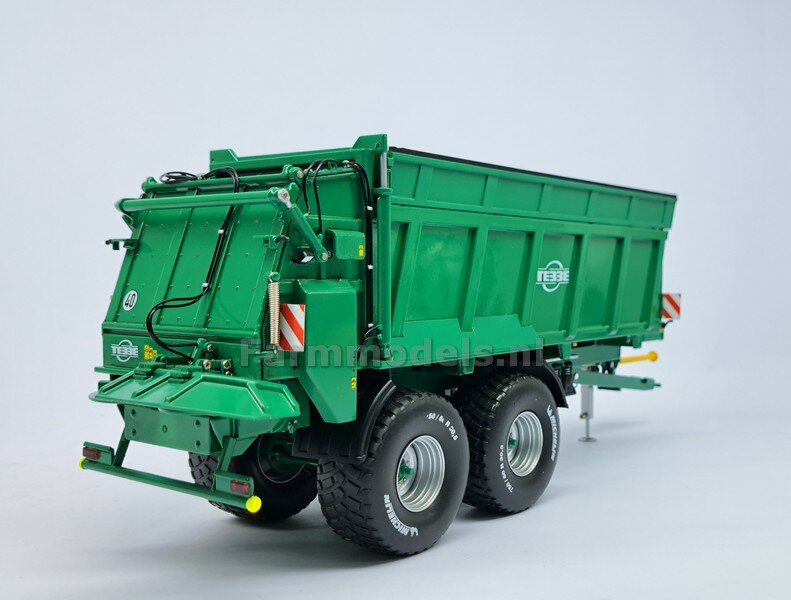 TEBBE HS 240 tandem axle manure spreader, delivered including various loose accessories 1:32 NB2B V2