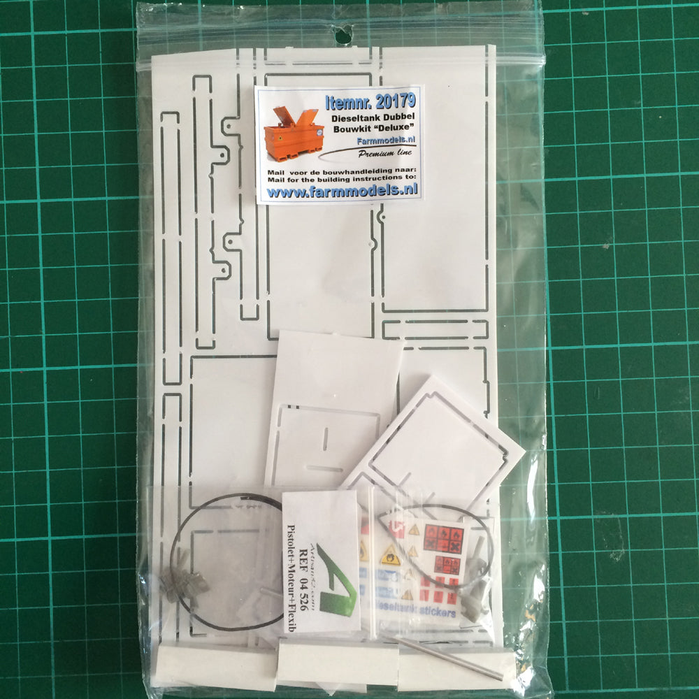 Fuel/Diesel Double Bowser Tank Unpainted Kit 1:32 Scale by Artisan 32 21863 (04526)