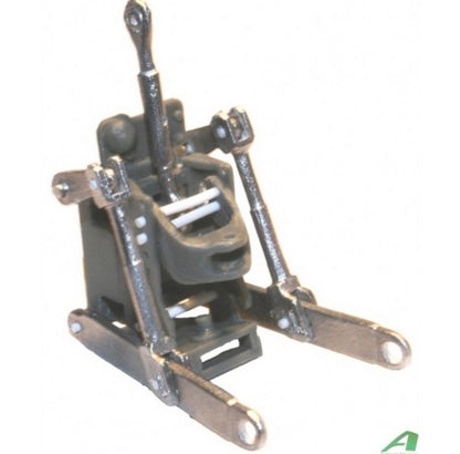 Rear Linkage (with stabilisers) for Tractors 100-250hp Kit 1:32 Scale by Artisan 32 20968 (04104)