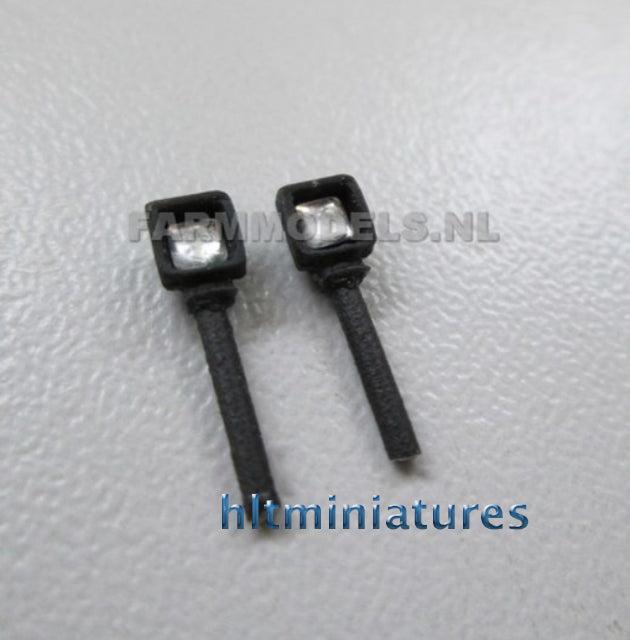 3mm Square Work Lights (2) 1:32 Scale by Artisan 32 22437 (04306)