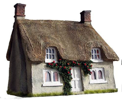 C17 Thatched Cottage House by JG Miniatures