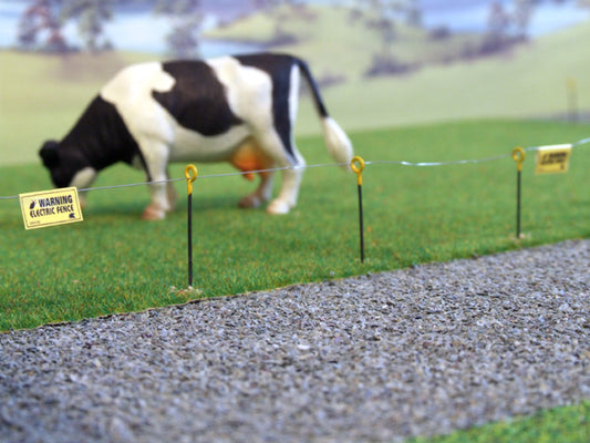 FB039 Electric Fencing 1:32 scale by HLT