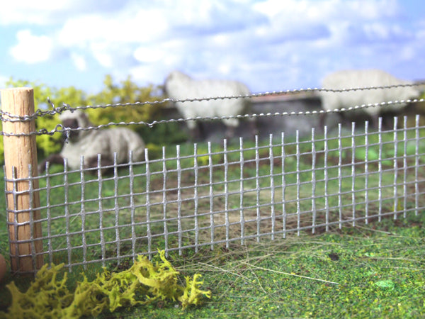 Superior Stock Sheep/Pig Fence/Fencing (50cms) 1:32 scale by HLT FB042