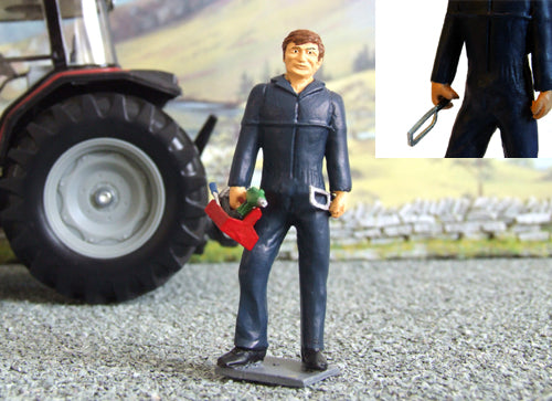 WM026 Labourer/Mechanic with Open Hand 1:32 scale by HLT Miniatures