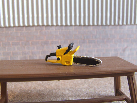 WM041Y Petrol Chainsaw (Yellow) 1:32 scale by HLT Miniatures