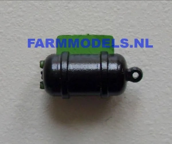 Air Tank Black 9 x 19.6 mm (with support) 1:32 Scale 201940