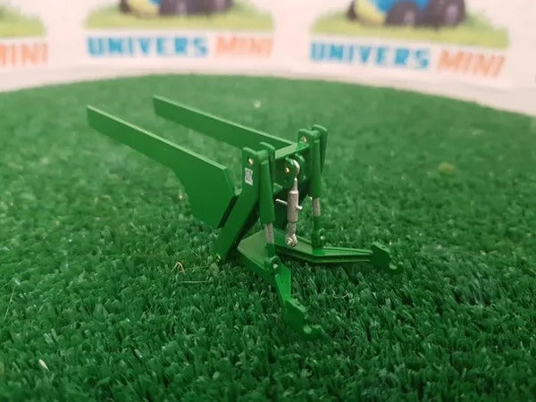 JOHN DEERE 4955 and 4755 Front Hitch from Schuco. New JOHN DEERE green.jd hitch 55