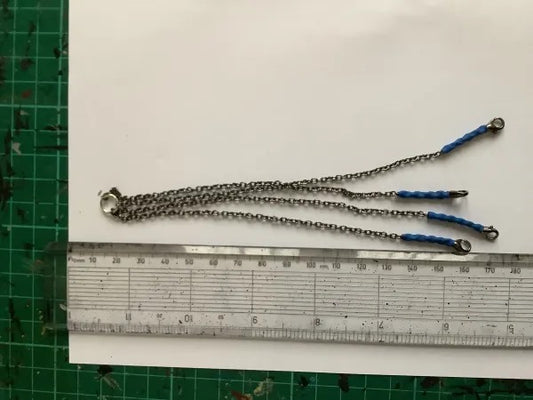 4 Hook and Chain Lifting Gear Set 1:32 FAB23